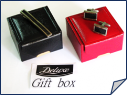 Cufflink: 81 72 65